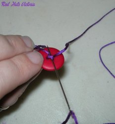 RHV_Craft_Buttonnecklace05